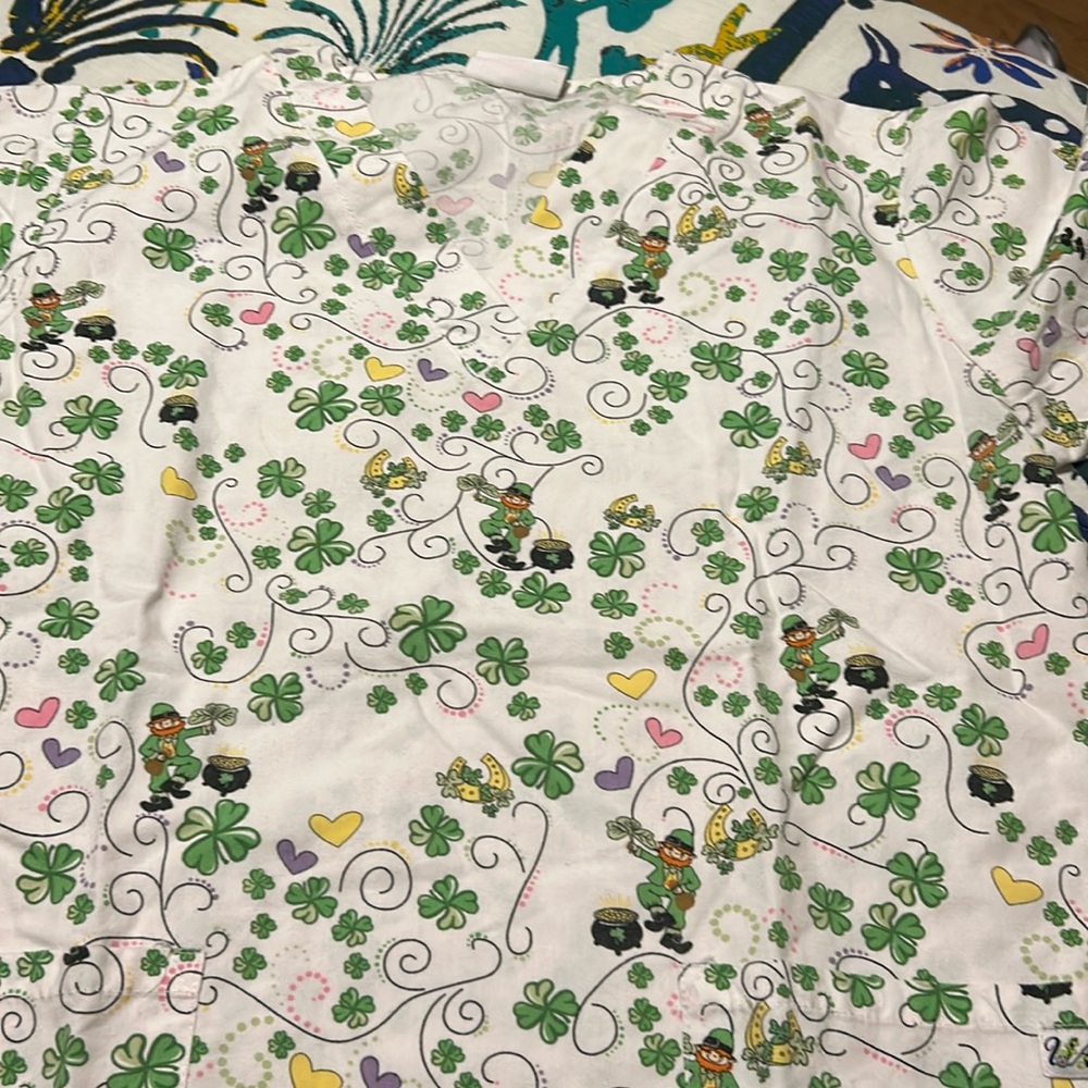 Scrub top st Patrick